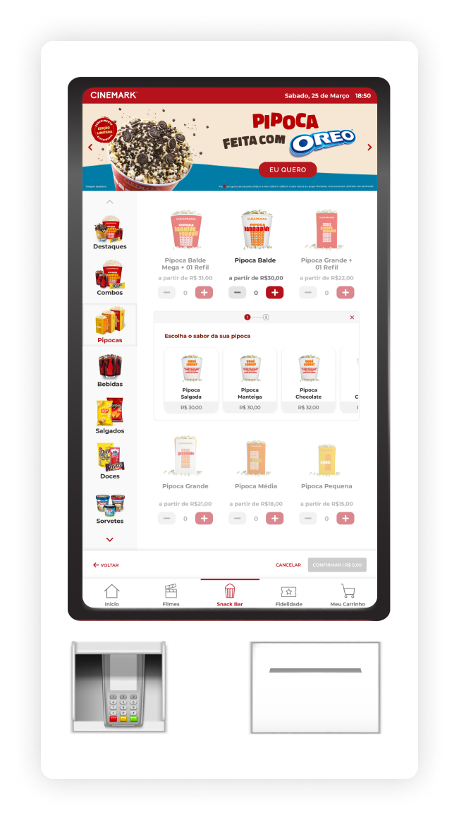 Imagem do totem de autoatendimento do Cinemark, exibindo a compra de alimentos no cinema